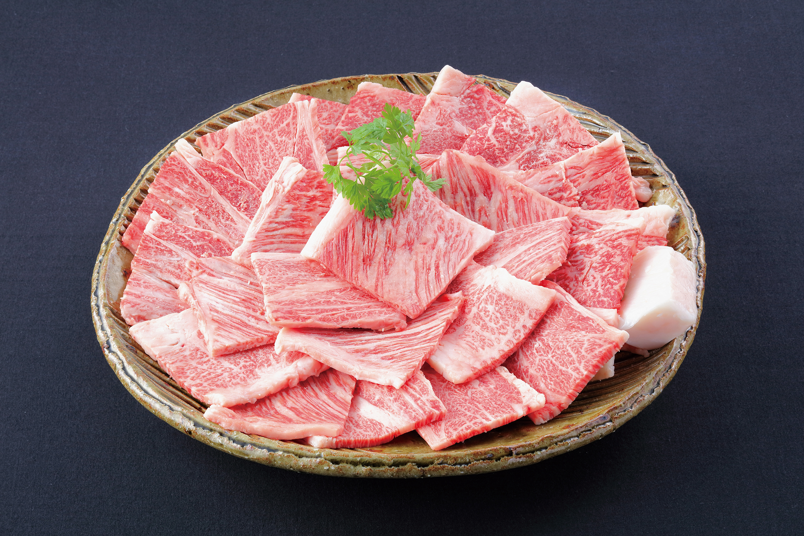 13万葉牛肩ロース焼肉･500g | 株式会社フィッシェル